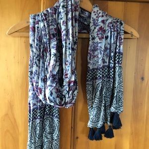 Bohemian design scarf
